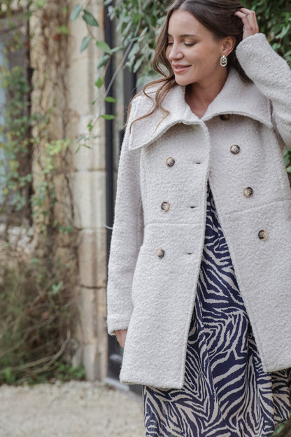 Actuelle - Fake Wool Coat with Big Collar - 23h046